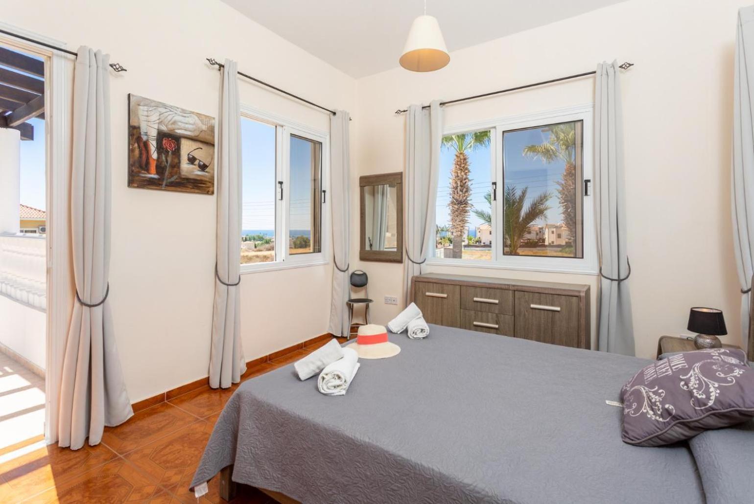 Queens Paradise 1 Peyia Exterior photo